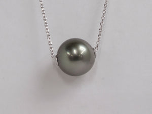 18K White Gold Tahitian Pearl Necklace